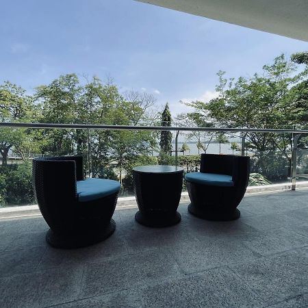 B.Suites 21 Kota Kinabalu Bagian luar foto