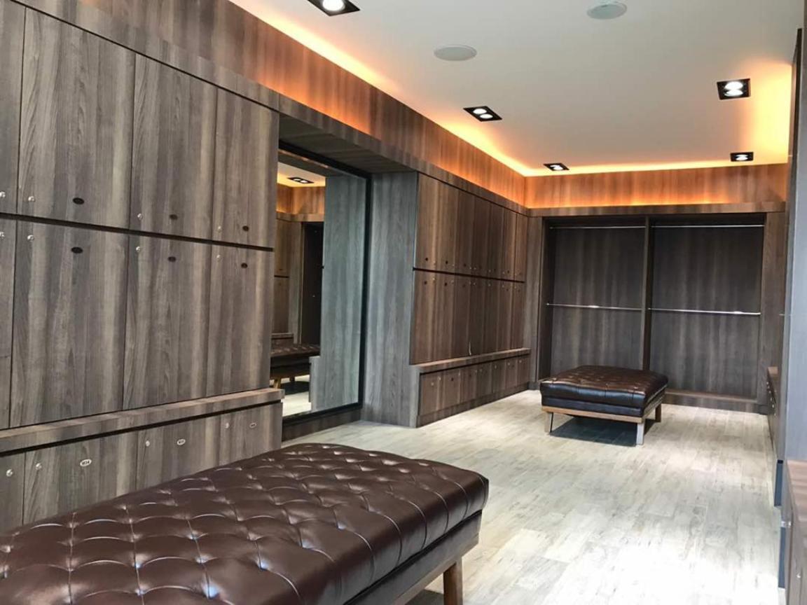 B.Suites 21 Kota Kinabalu Bagian luar foto