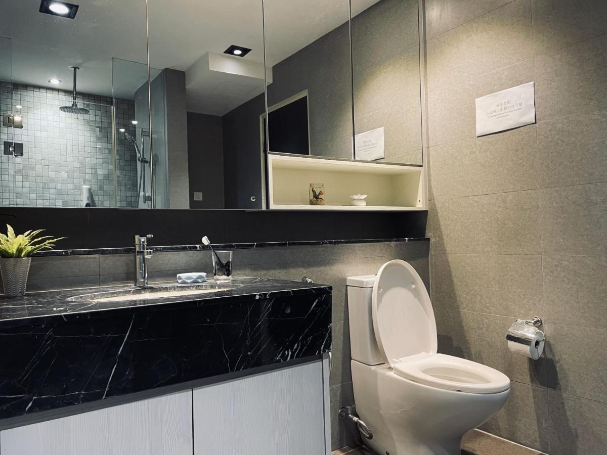 B.Suites 21 Kota Kinabalu Bagian luar foto