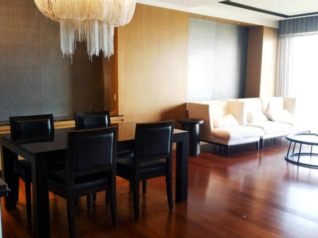 B.Suites 21 Kota Kinabalu Bagian luar foto