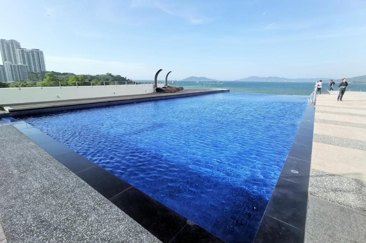 B.Suites 21 Kota Kinabalu Bagian luar foto